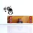 Sticker mural pour chambres d'enfants : petit pingouin rêveur - ambiance-sticker.com