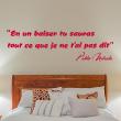 Wall decals with quotes - Quote wall decal en un baiser ... - Pablo Neruda - ambiance-sticker.com
