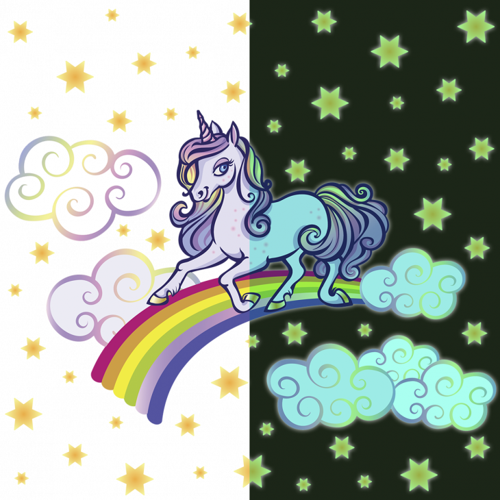 Wall decals for kids - Wall decals glow in the dark unicorn on rainbow - ambiance-sticker.com