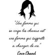 Vinilos con frases -  Pegatina cita modo une femme qui se ... - C . Chanel - ambiance-sticker.com