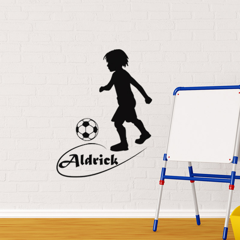 Sticker Personnalisable Silhouette enfant jouant au foot