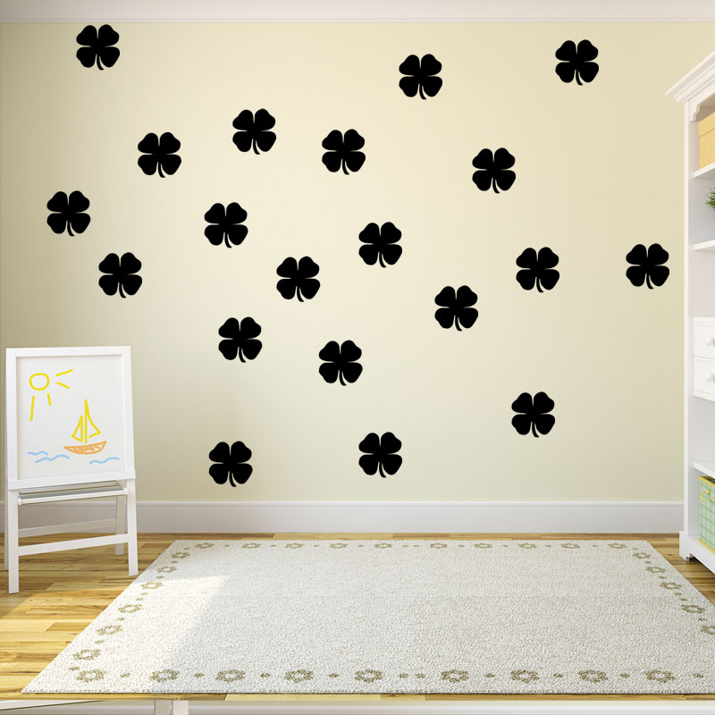 Wall decal clover pattern