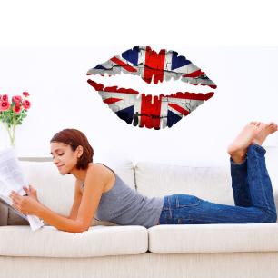 Wall decal A kiss Union Jack  vintage effect