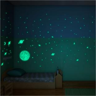 Vinilo decorativo luna fosforescente 150 estrellas y planetas – NIÑOS  HABITACIÓN Fosforescente - Ambiance-sticker
