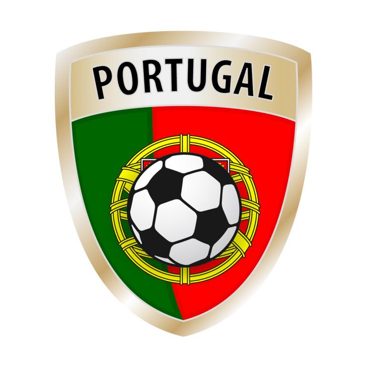 Stickers et Autocollants Voiture - Sticker Drapeau avec le football, Portugal - ambiance-sticker.com