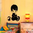 Adesivi murali per bambini - Adesivi Piccola seduta del bambino e la palla - ambiance-sticker.com