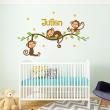 Adesivi murali nomi - Adesivo personalizzabile nomi 3 scimmie bambino su un ramo - ambiance-sticker.com