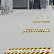 Adesivo per pavimenti  - Adesivo per pavimenti a 6 strisce covid-19 distance de sécurité à respecter - ambiance-sticker.com