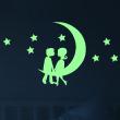 Muurstickers Liefde - Muursticker Silhouet paar op de maan - ambiance-sticker.com