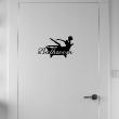 Muurstickers voor deuren - Mursticker deur Dame in het bad - ambiance-sticker.com